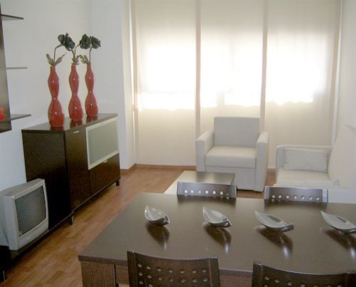Domocenter Apartamentos Turisticos Bormujos Εξωτερικό φωτογραφία